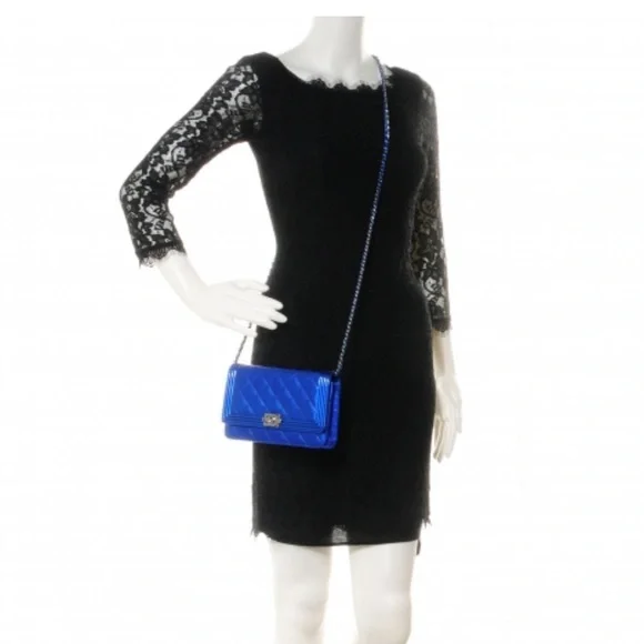 CHANEL Metallic Patent Quilted Boy Wallet On Chain WOC Blue - Picture 2 of 7